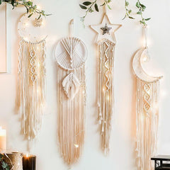 نسيج معلق من Night Sky Macrame Dreamcatcher